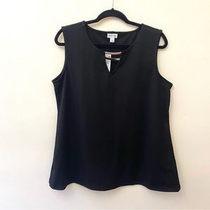 Avenue black zig zag textured sleeveless keyhole opening top size 14